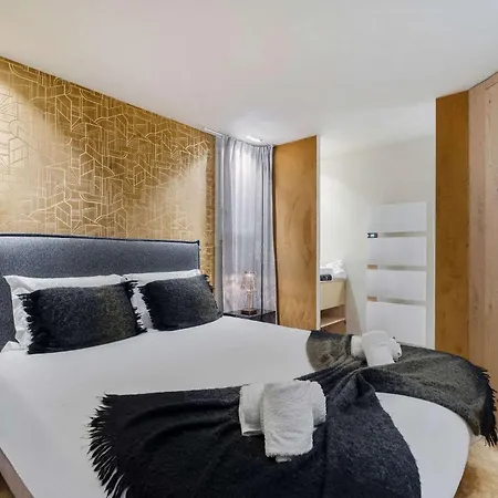 Luxurious With Ski-in And Out Access In Centre Apartamento Val Thorens